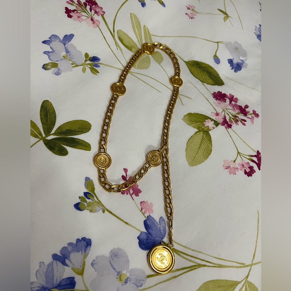 Authentic chanel vintage large coin belt 🥰😍🥰